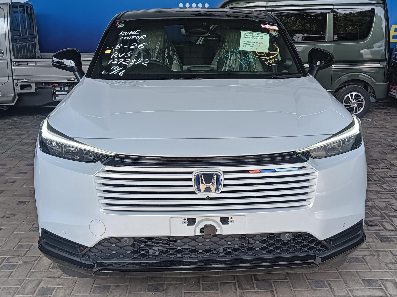 HONDA VEZEL Z PLAY