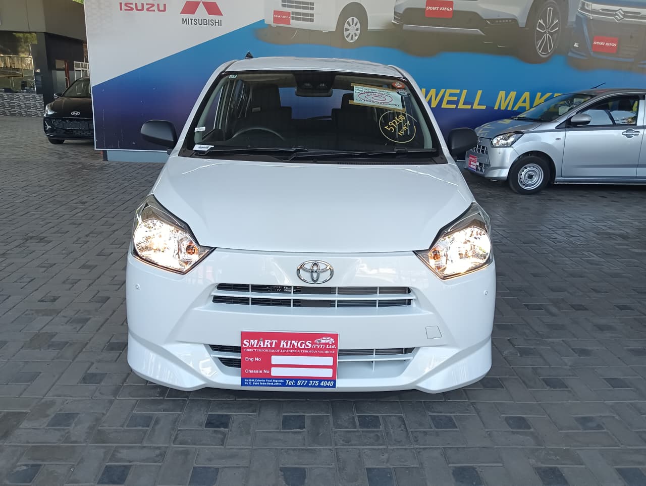 TOYOTA PIXIS EPOCH L SA 3