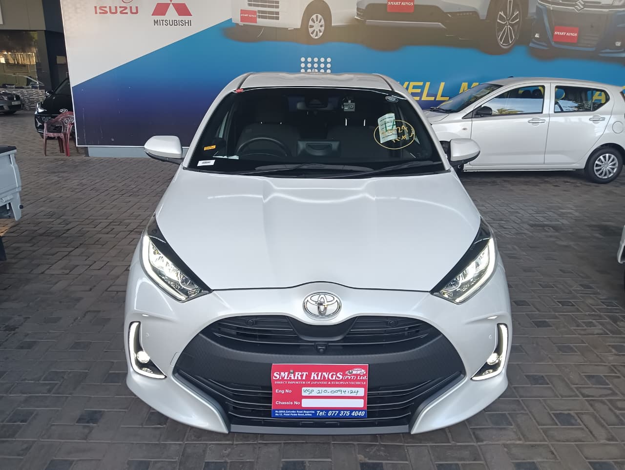 TOYOTA YARIS 350H L